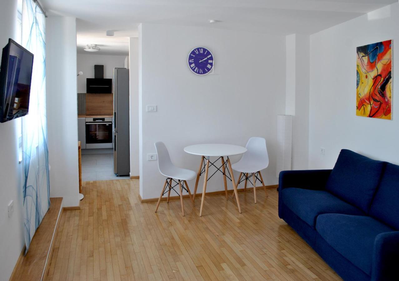 M & M Apartment Izola Luaran gambar